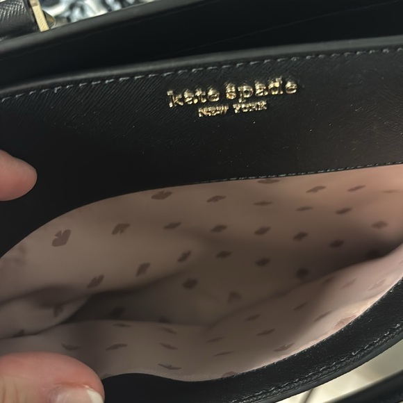 Kate Spade Cameron tote medium. - Picture 5 of 6